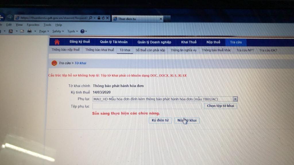 Cấu trúc tệp hồ sơ không hợp lệ: Tệp tờ khai không có khuôn dạng DOC, DOCX, XLS, XLSX, XML